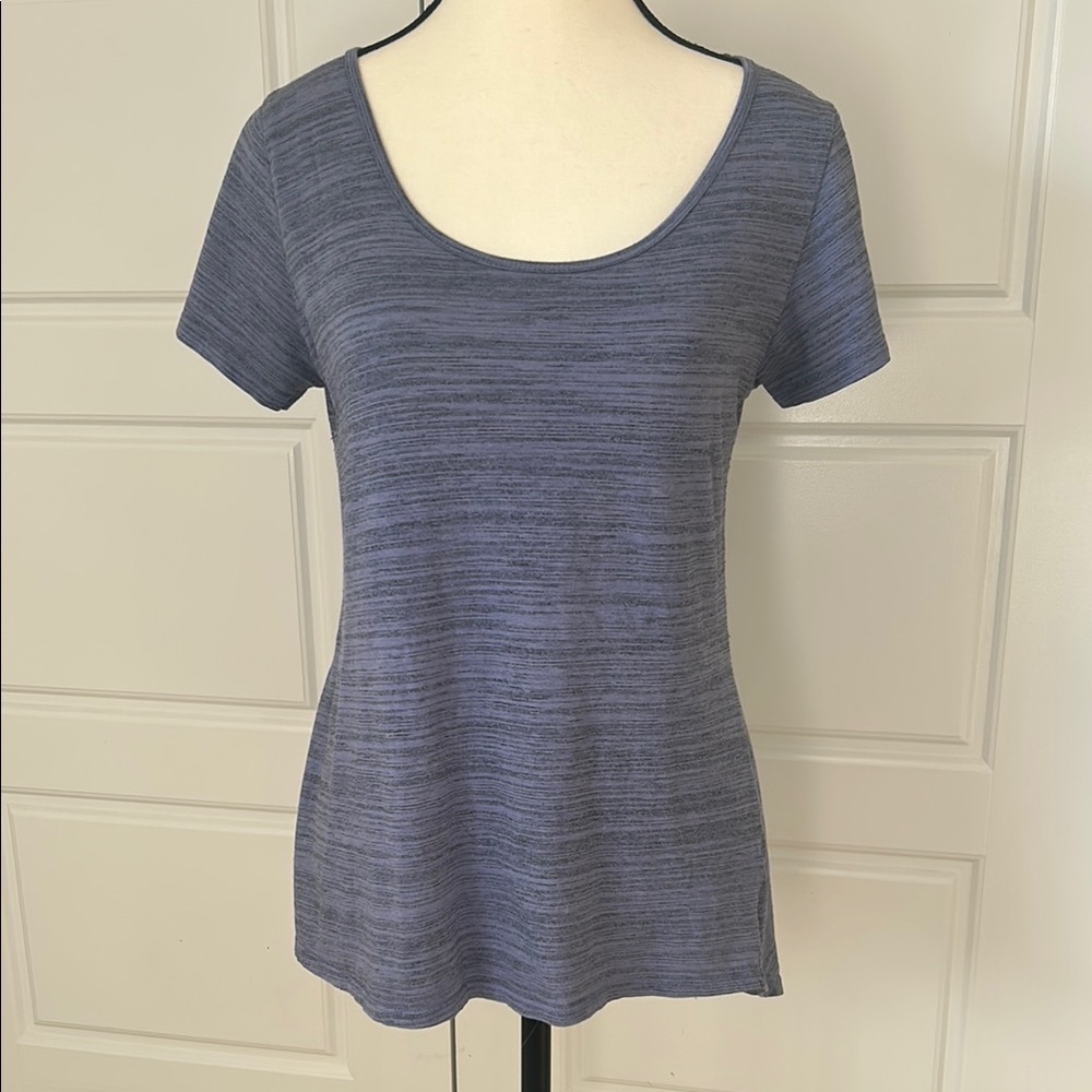 LuLaRoe Women’s Black and Purple Fitted Scoop Neck Short Sleeve Tee